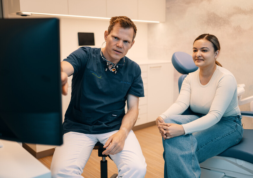 Dr. med. dent. Jan Borm, Zahnarzt, Fachzahnarzt für Oralchirurgie | Zahnmedizin Ennetbürgen