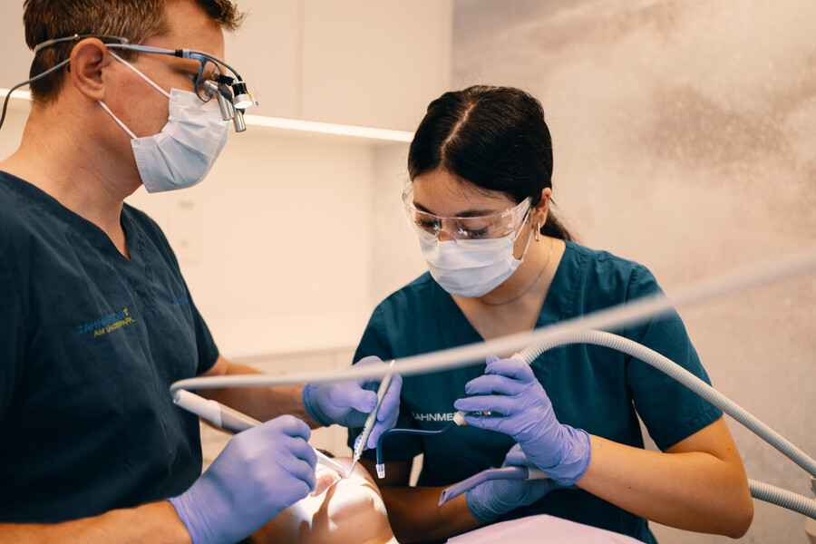 Dr. med. dent. Jan Borm, Zahnarzt, Fachzahnarzt für Oralchirurgie | Zahnmedizin Ennetbürgen